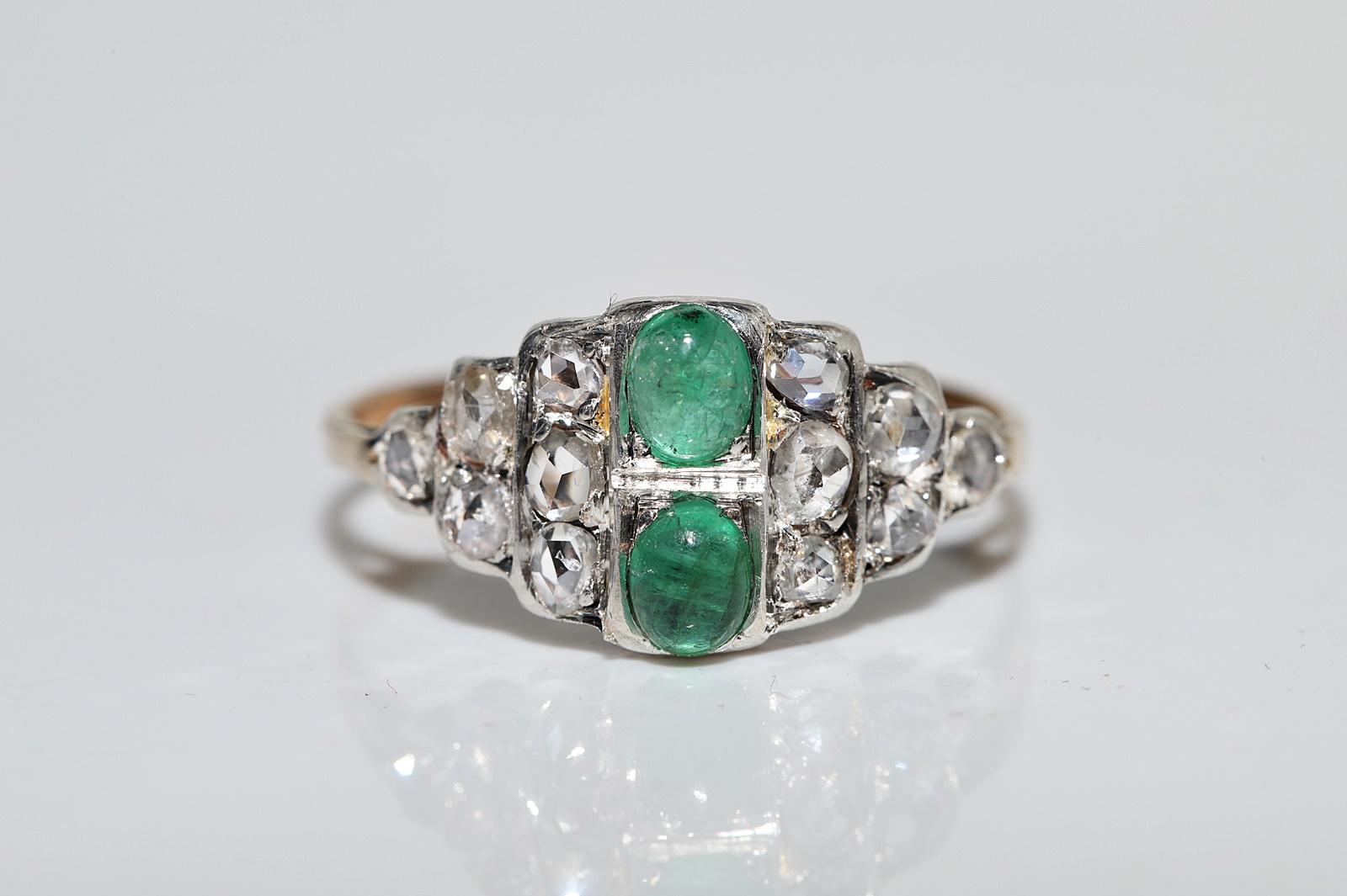 Antiker Circa 1900er Jahre 14k Gold Top Silber Natürlicher Rosenschliff Diamant Smaragd Ring im Angebot 2
