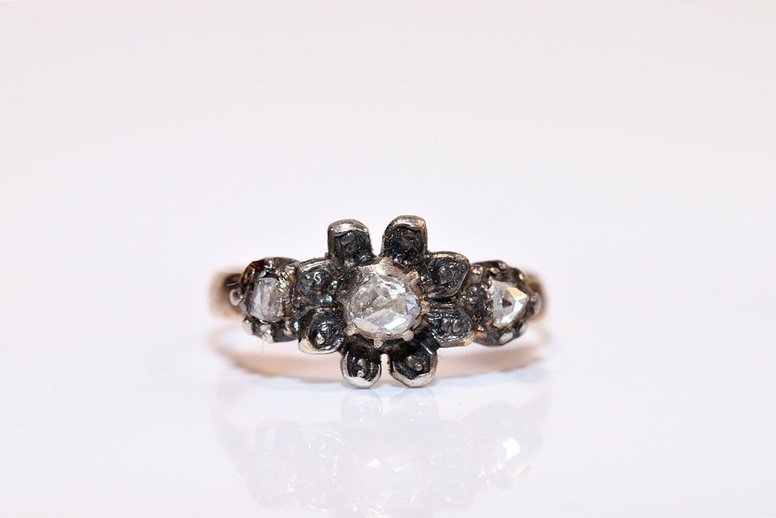 In very good condition.
Total weight 2.4 grams.
Dimention is diamond totally 0.25 carat.
Clearity is H-I color and s1-s2.
Ring size is US 6.2 (We offer free resizing)
We can make any size.
Acid tested to be 14k Gold.
Box is not included.
Please