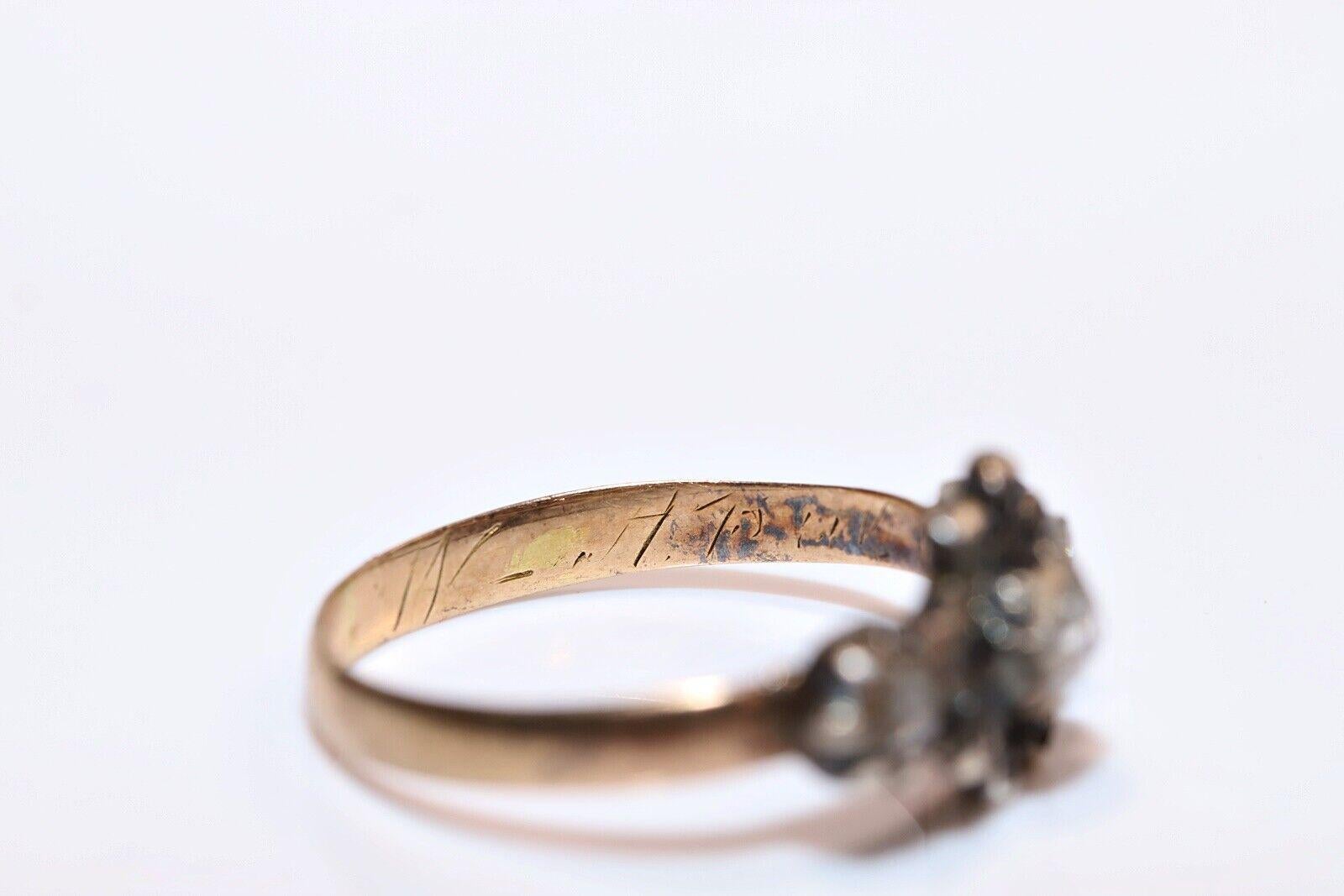 Antique Circa 1900s 14k Gold Top Silver Natural Rose Cut Diamond Pretty Ring For Sale 3