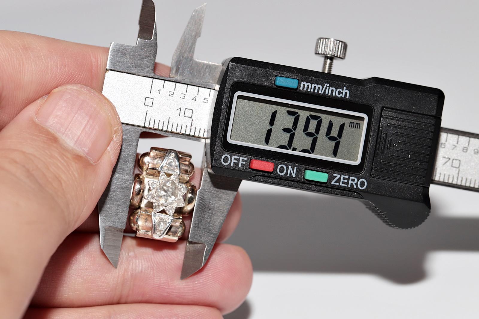 Bague ancienne datant des années 1900, or 14 carats, argent et diamants naturels taille rose en vente 3