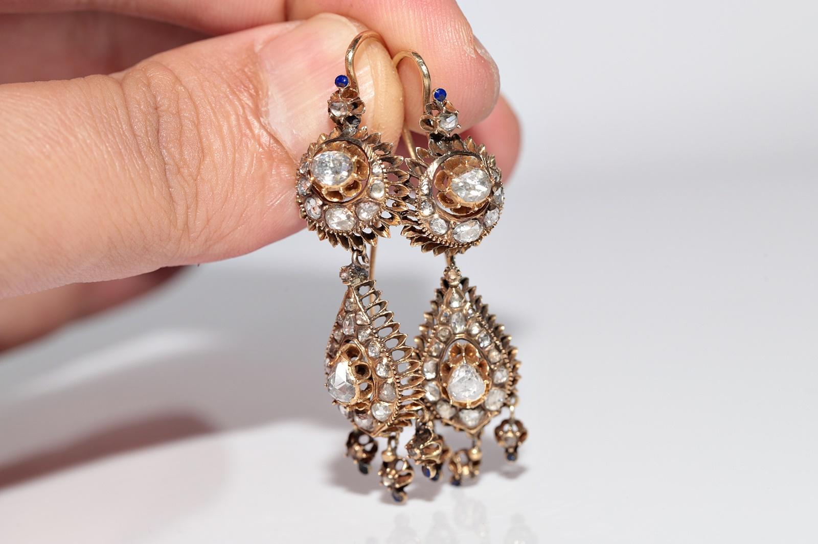 Taille rose Antiquité Circa 1900s Or 16k Ottoman Naturel Diamant Rose Cut Drop Earring en vente