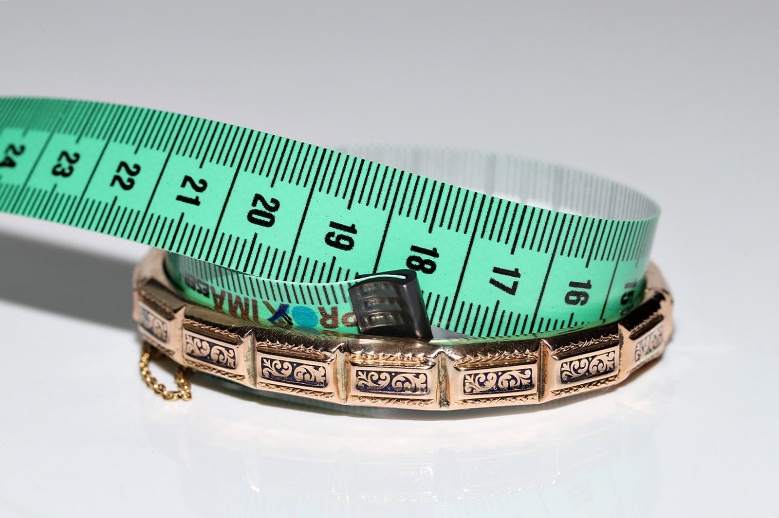 Antique Circa 1900s 18k Gold Enamel Decorated Bracelet For Sale 14