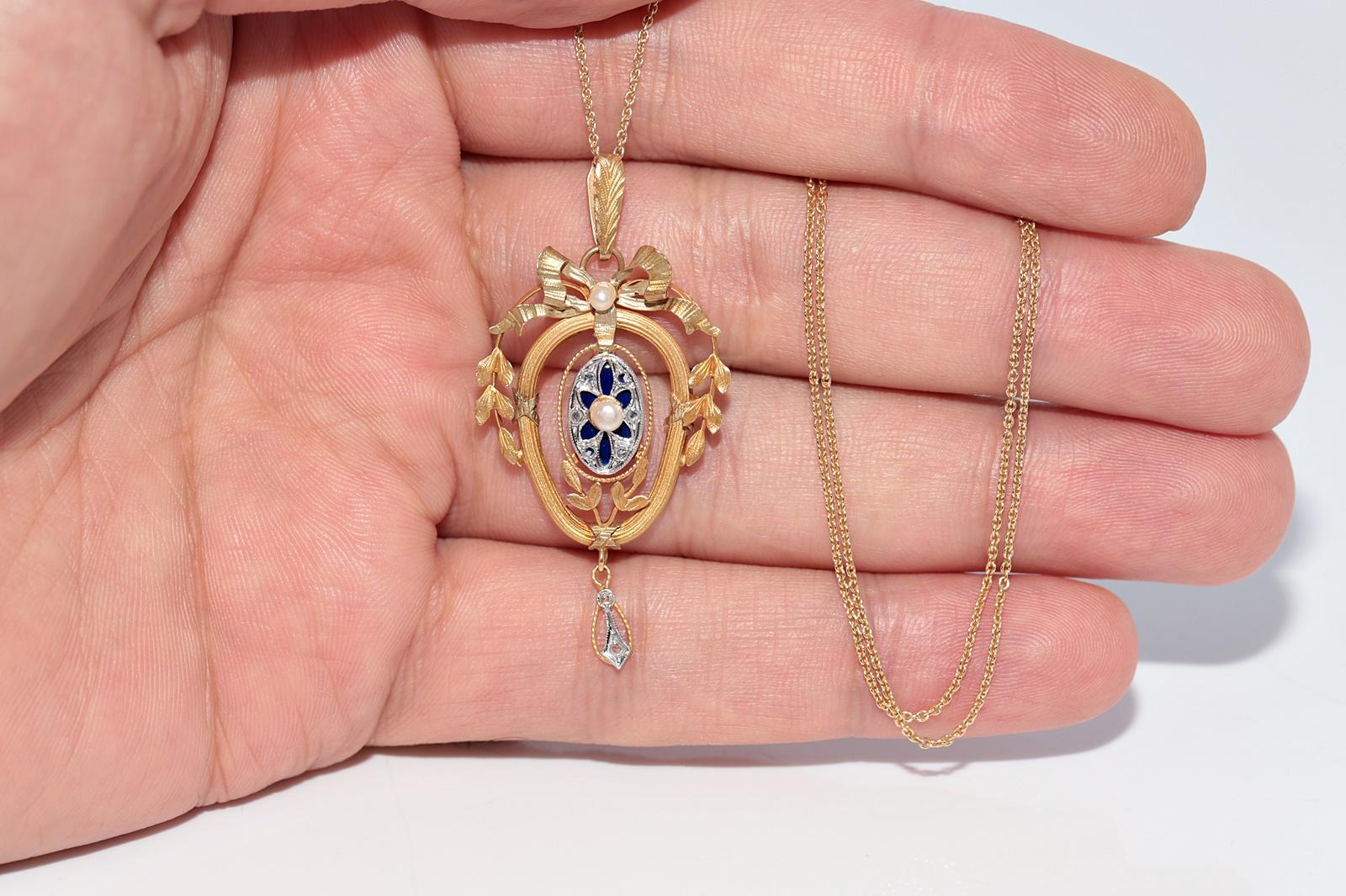 Donna Collana antica del 1900 in oro 18k con smalto e perle, decorata con un fiocco in vendita