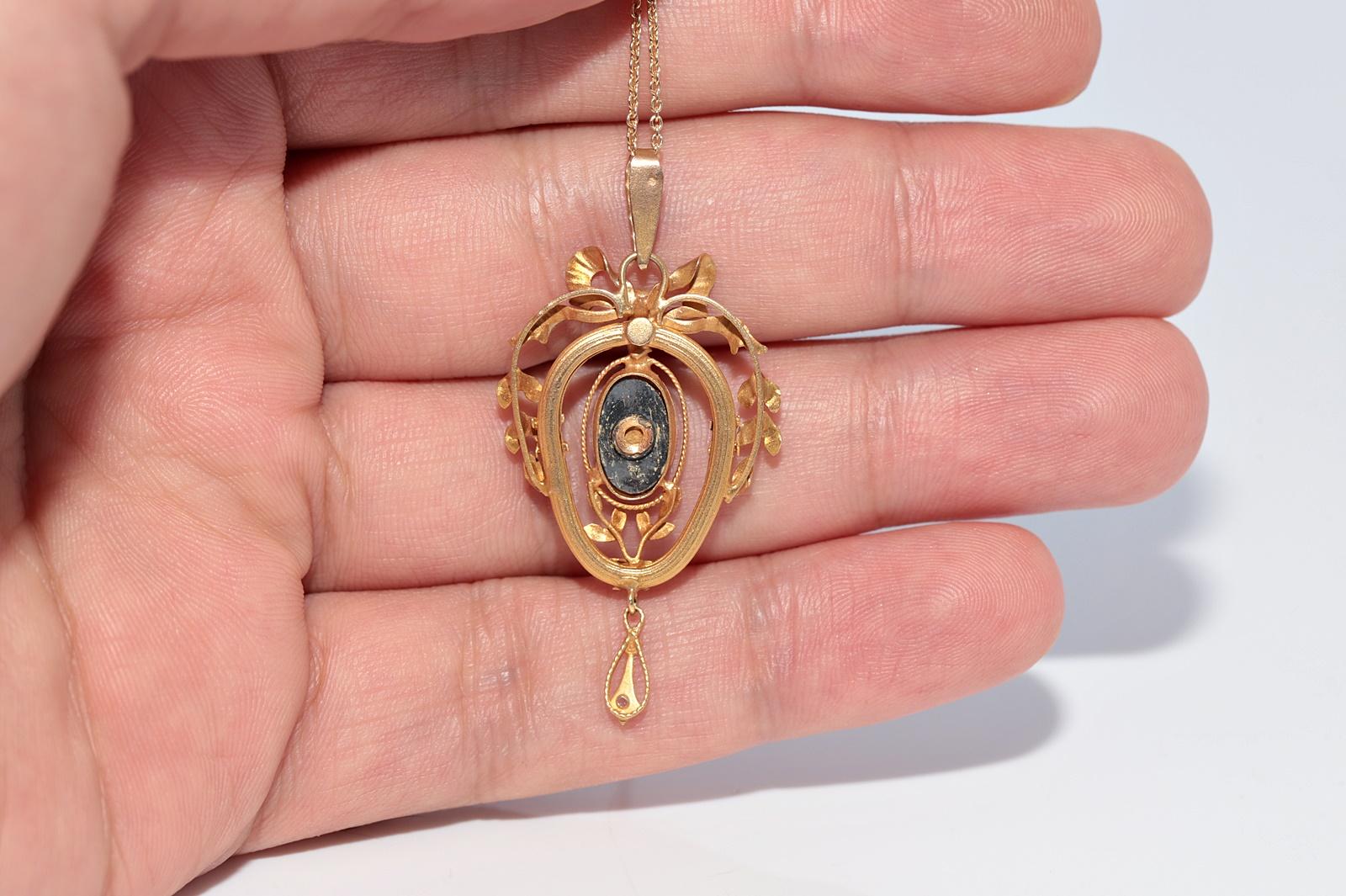 Collana antica del 1900 in oro 18k con smalto e perle, decorata con un fiocco in vendita 1