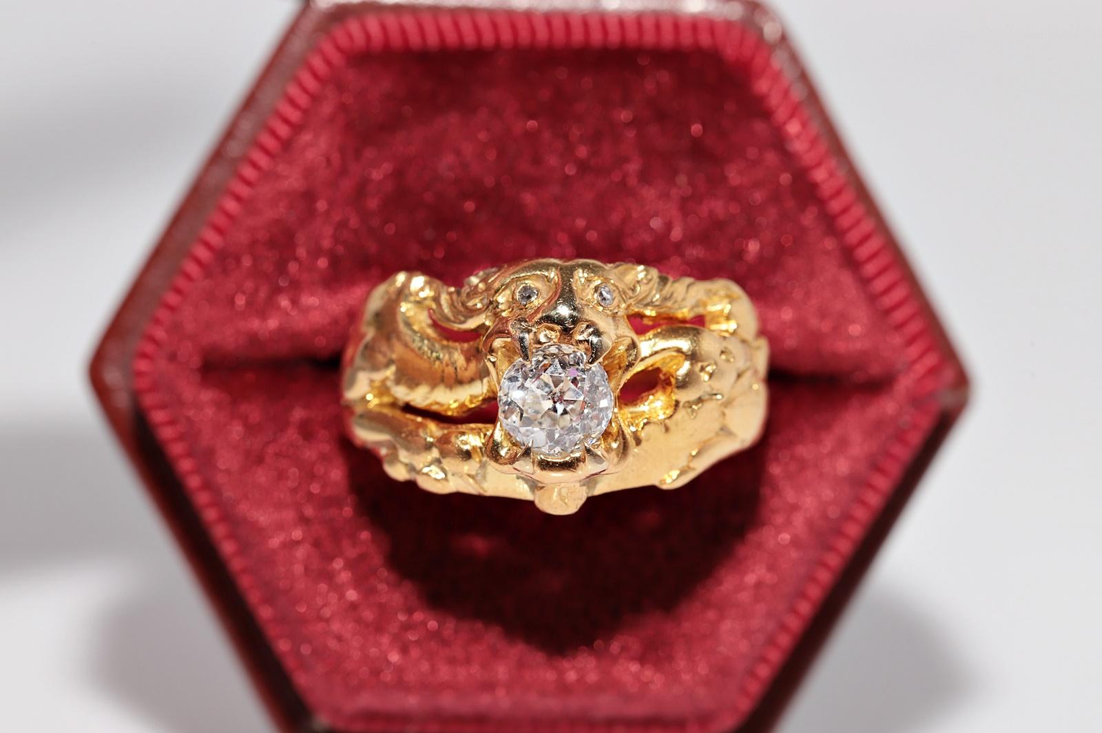 In sehr gutem Zustand.
Das Gesamtgewicht beträgt 11,6 Gramm.
Totally ist Haupt alt geschliffenen Diamanten 0,75 ct.
Der Hauptstein ist F Farbe und s2 Klarheit.
Insgesamt ist Seite Diamant 0,02 ct.
Ringgröße ist US 8.75
Wir können jede Größe