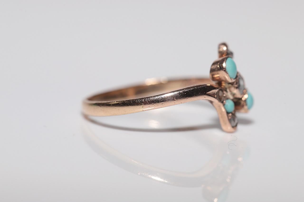 Antique Circa 1900s 18k Gold Handcrafted Natural Diamond And Turquoise Ring For Sale 4