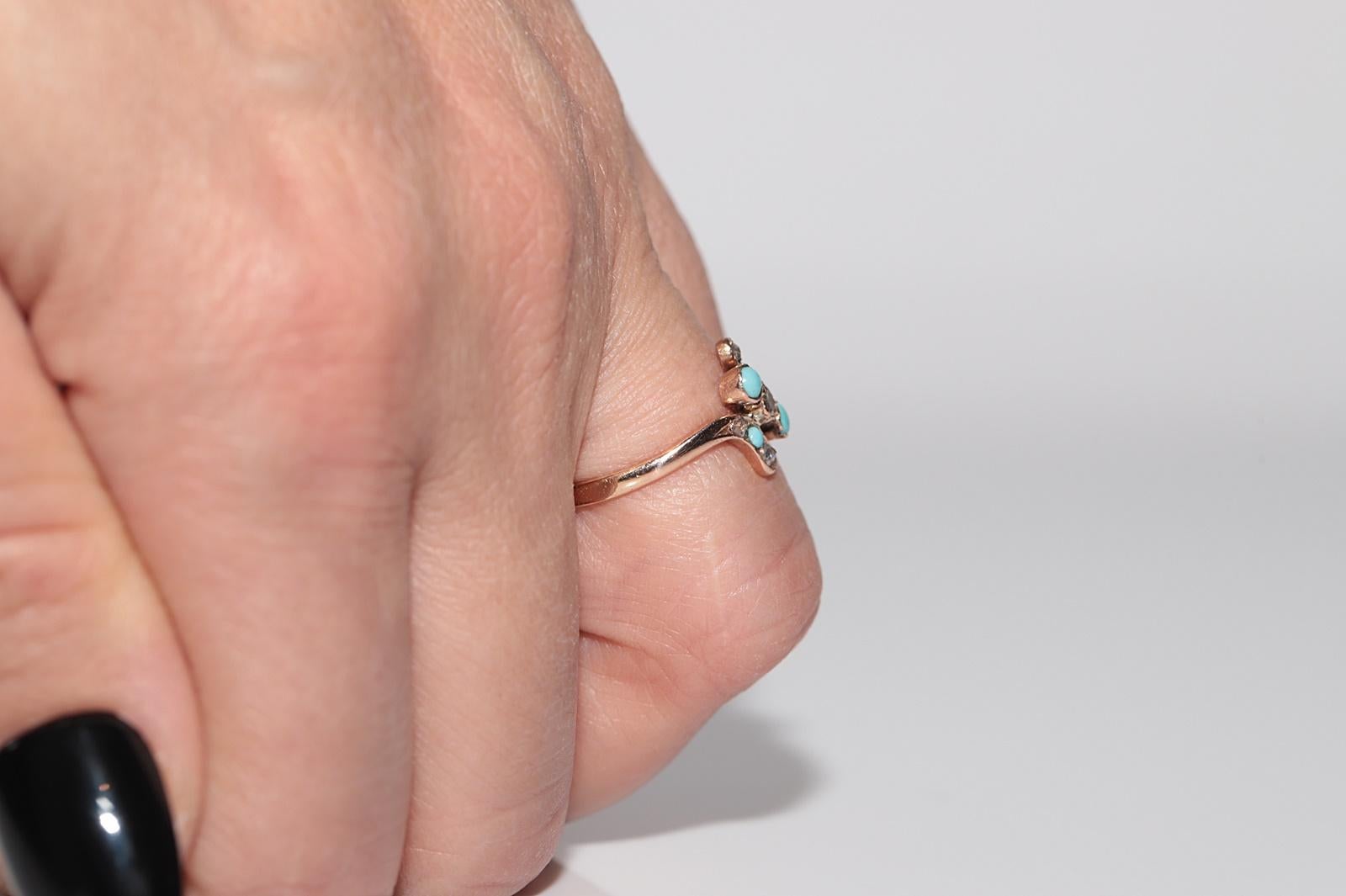 Antique Circa 1900s 18k Gold Handcrafted Natural Diamond And Turquoise Ring In Good Condition For Sale In Fatih/İstanbul, 34
