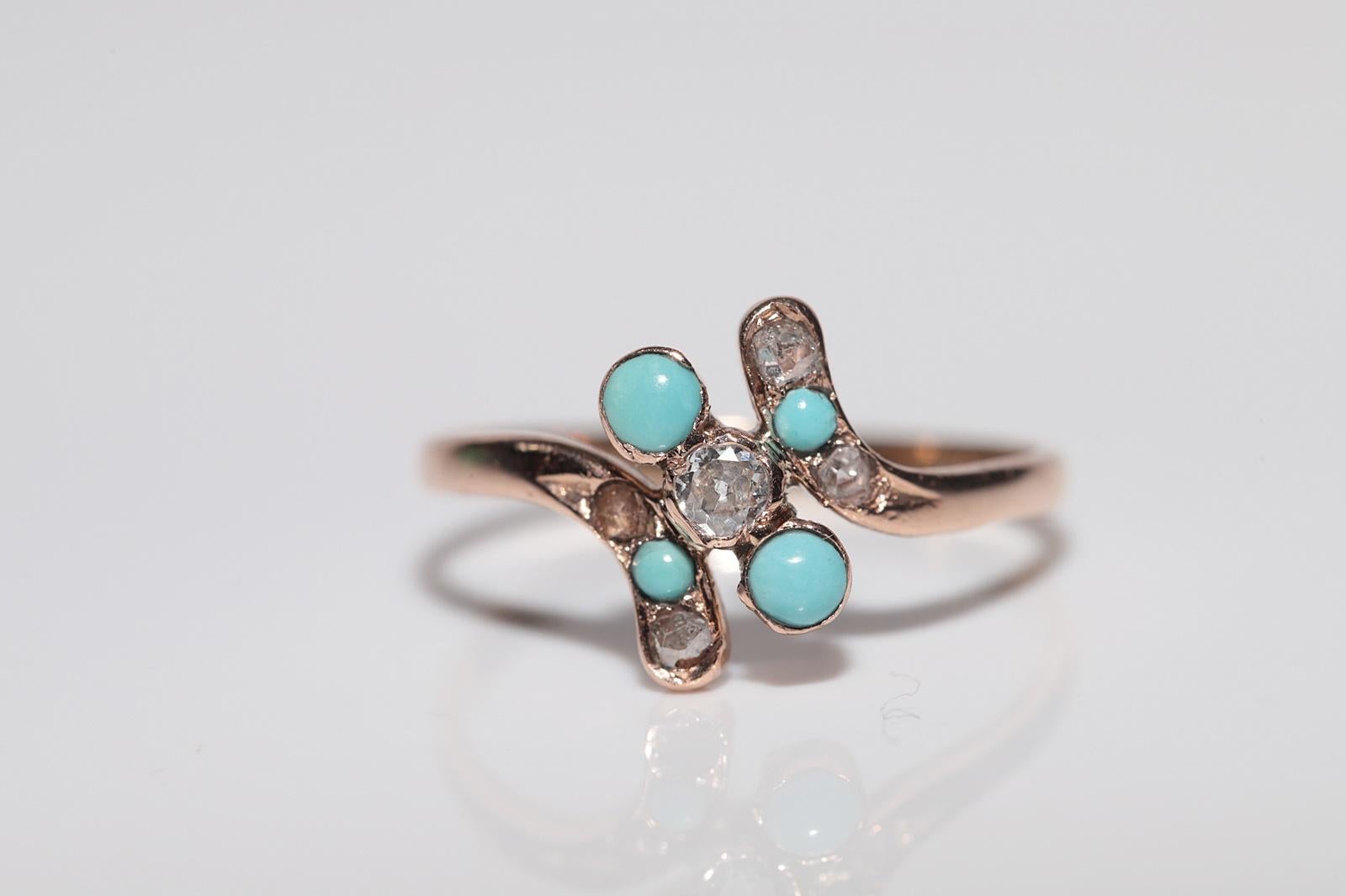 Antique Circa 1900s 18k Gold Handcrafted Natural Diamond And Turquoise Ring For Sale 1