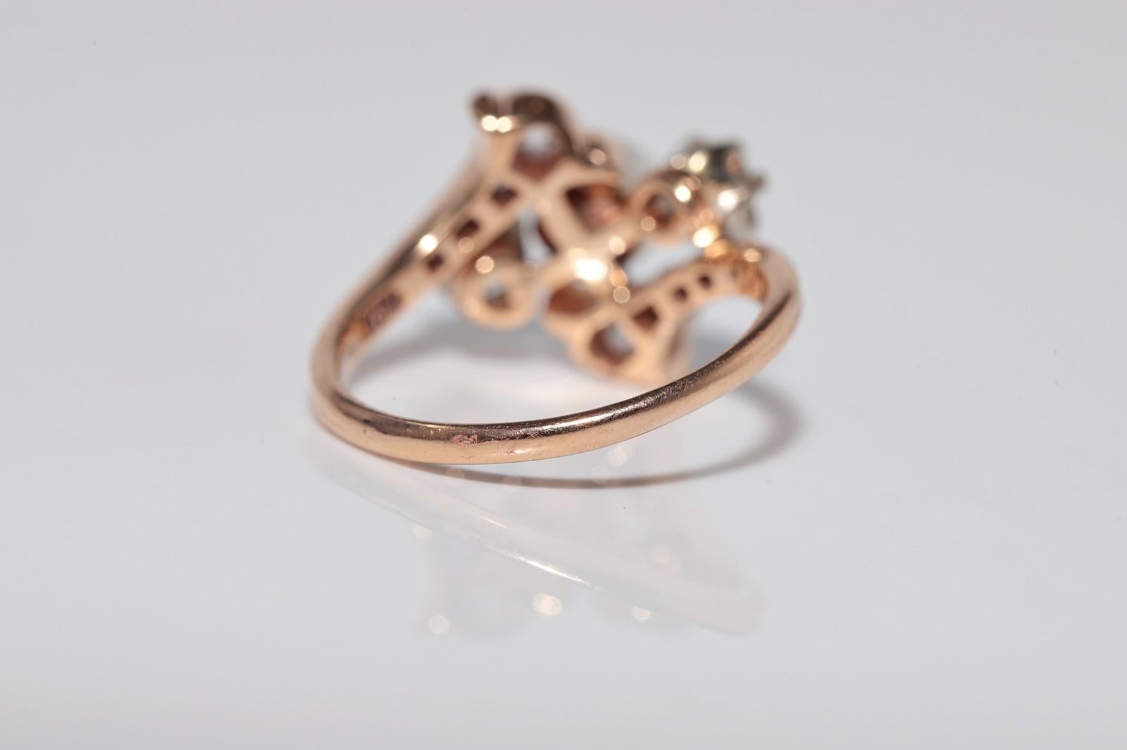 Antike CIRCA 1900s 18k Gold Handarbeit Natural Old Cut Diamond und Peal Ring im Angebot 3