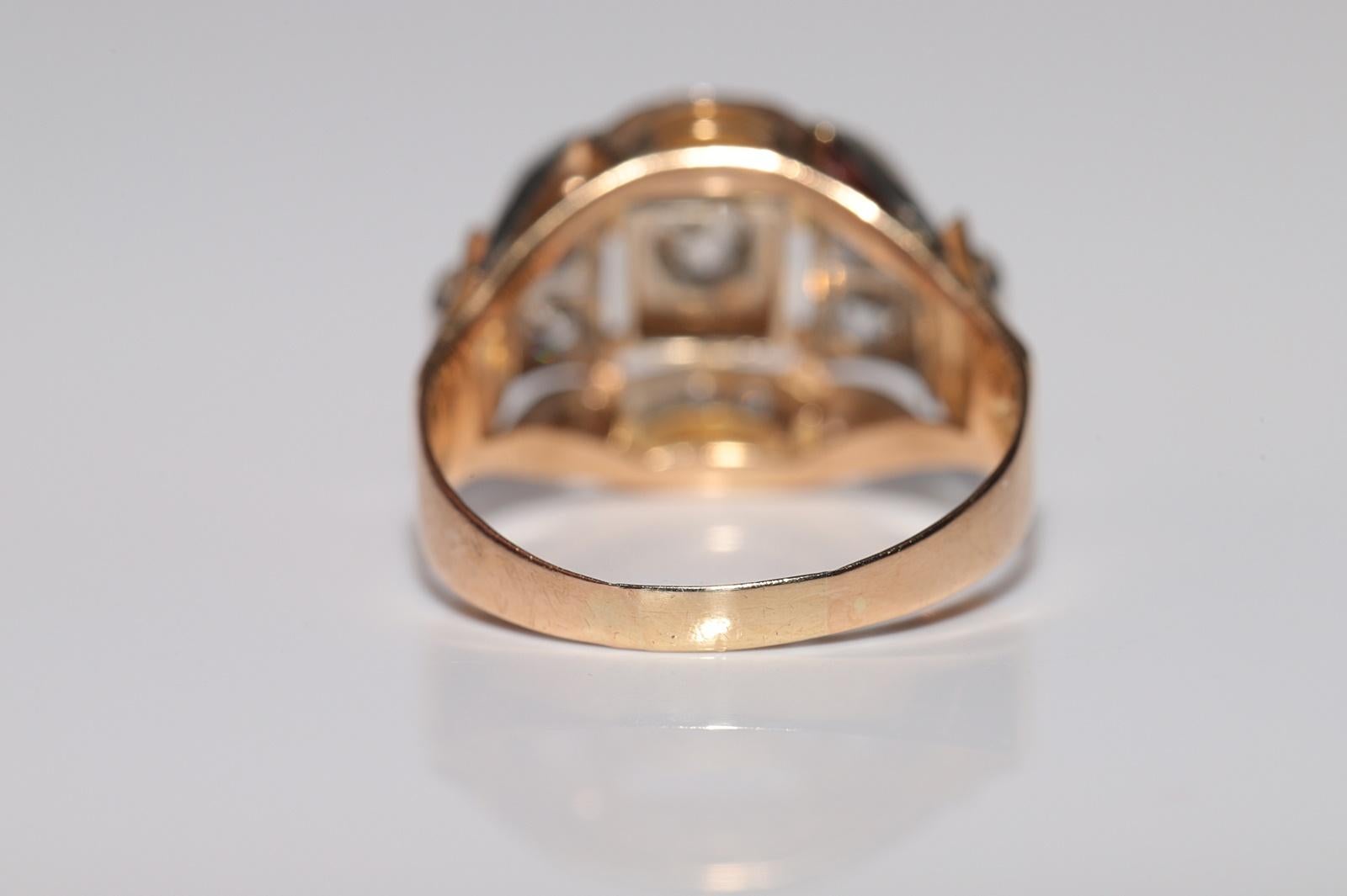 Antique Circa 1900s 18k Gold Handcrafted Old Cut Diamond Decorated Ring For Sale 7