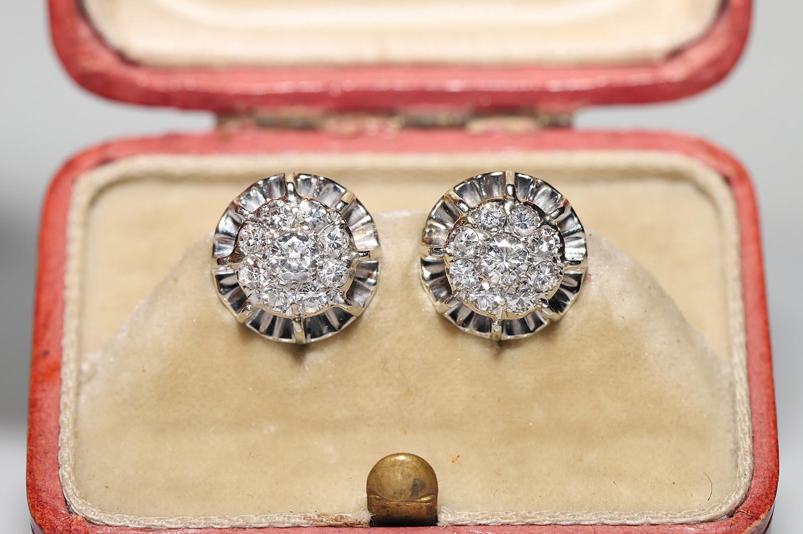 Late Victorian Antique Circa 1900s 18k Gold Natural Diamaond Decorated Pretty Earring For Sale