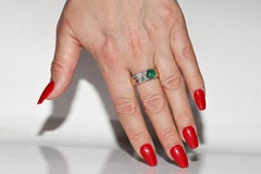 Antique Circa 1900s 18k Gold Natural Diamond And Cabochon Emerald Decorated Ring