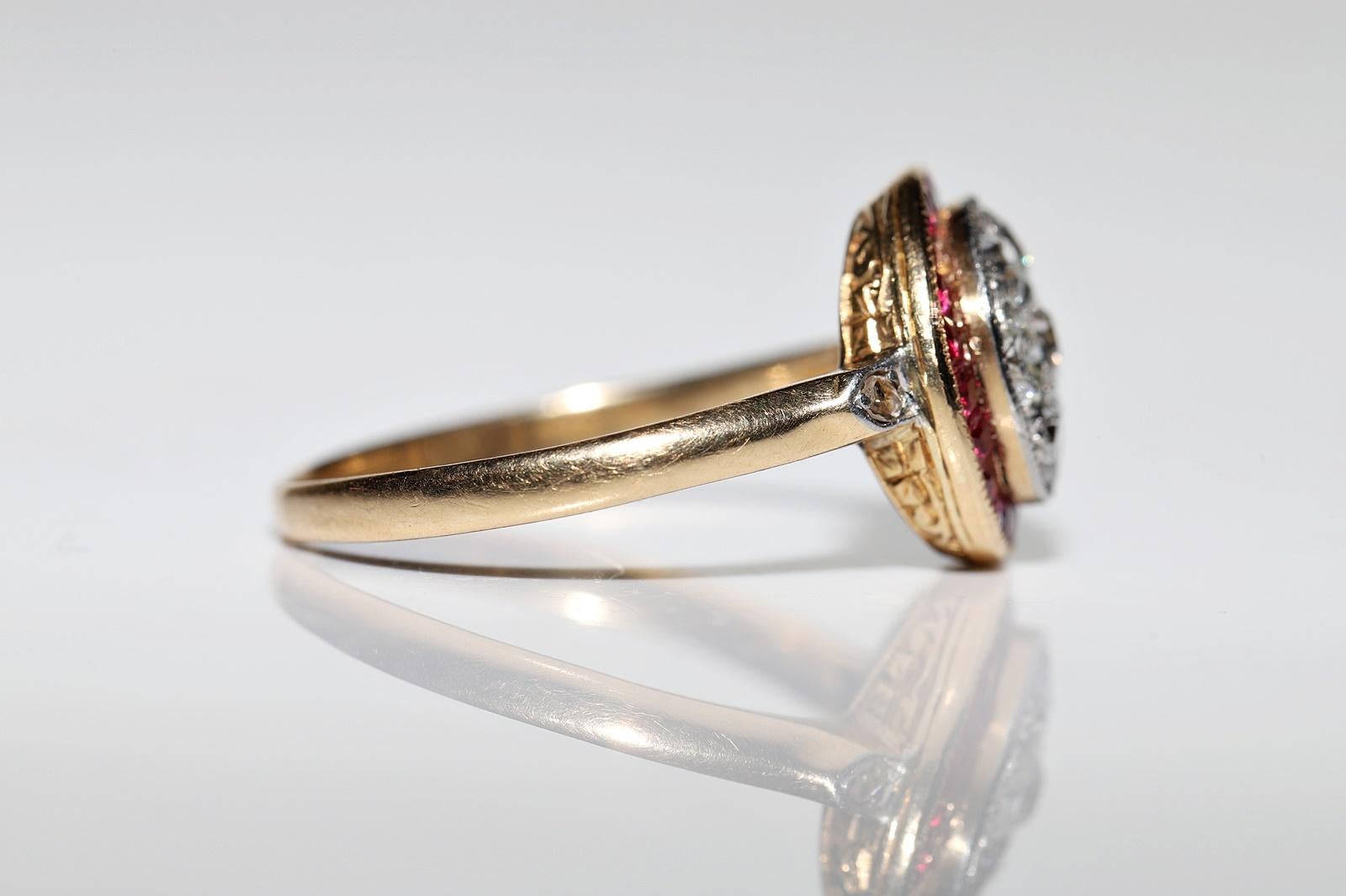 Antiker, um 1900er Jahre, 18 Karat Gold, natürlicher Diamant und Kaliber Rubin, verzierter Ring 4