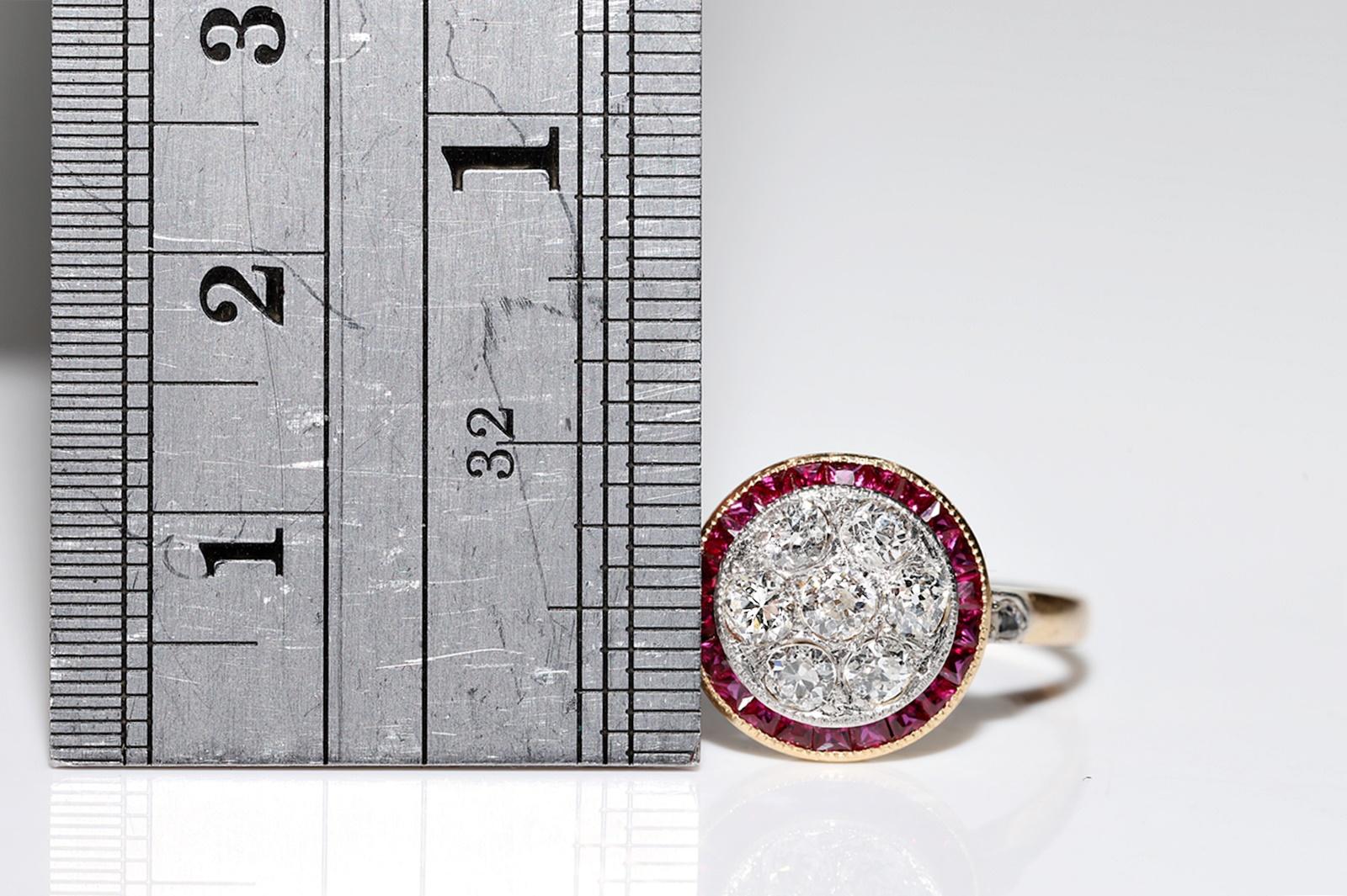 Antiker, um 1900er Jahre, 18 Karat Gold, natürlicher Diamant und Kaliber Rubin, verzierter Ring 7
