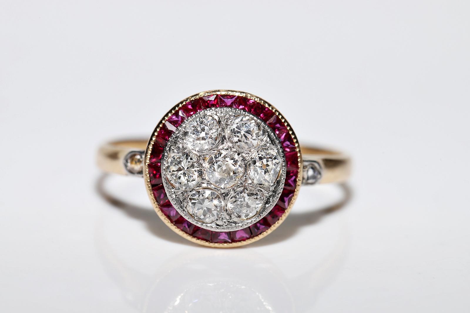Antiker, um 1900er Jahre, 18 Karat Gold, natürlicher Diamant und Kaliber Rubin, verzierter Ring 2