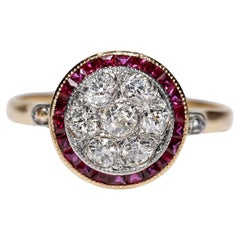 Antiker, um 1900er Jahre, 18 Karat Gold, natürlicher Diamant und Kaliber Rubin, verzierter Ring