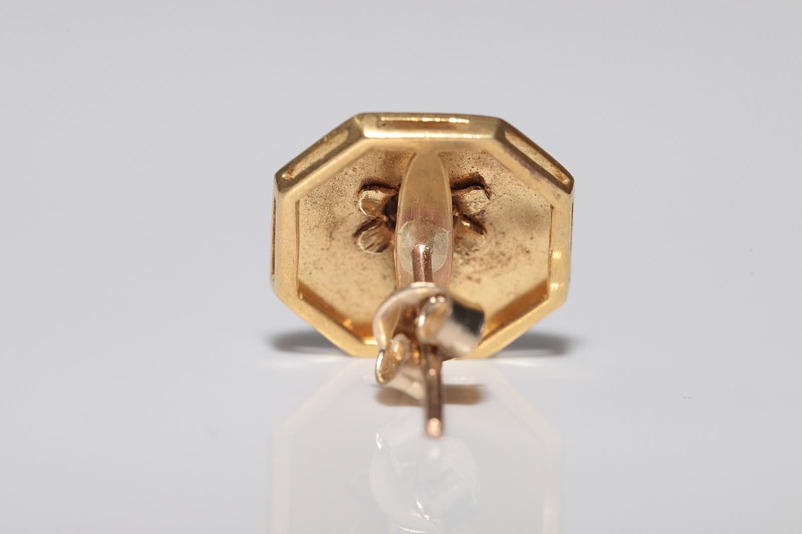 Antique des années 1900, or 18 carats, diamant naturel et émail  Boucle d'oreille solitaire en vente 3