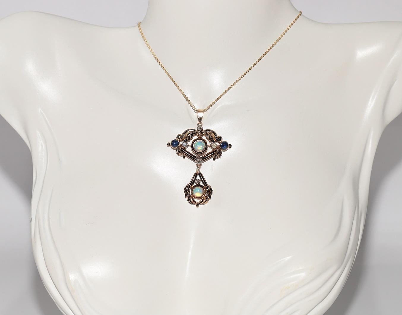 Vittoriano Antique Circa 1900s 18k Gold Natural Diamond And Opal And Sapphire Necklace in vendita