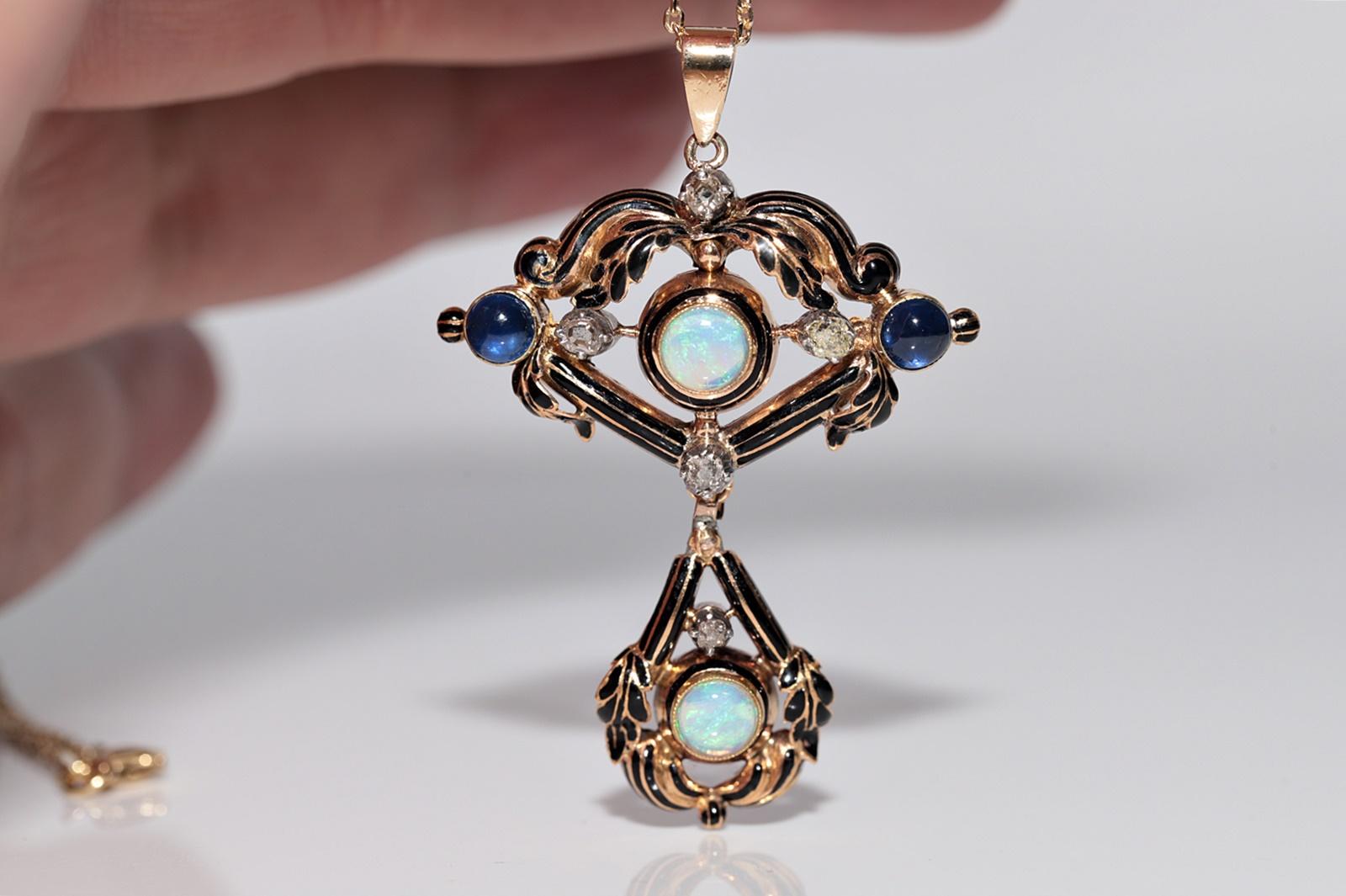 Donna Antique Circa 1900s 18k Gold Natural Diamond And Opal And Sapphire Necklace in vendita