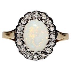 Antiker Ring aus 18 Karat Gold mit natürlichem Diamant und Opal, um 1900er Jahre, dekoriert