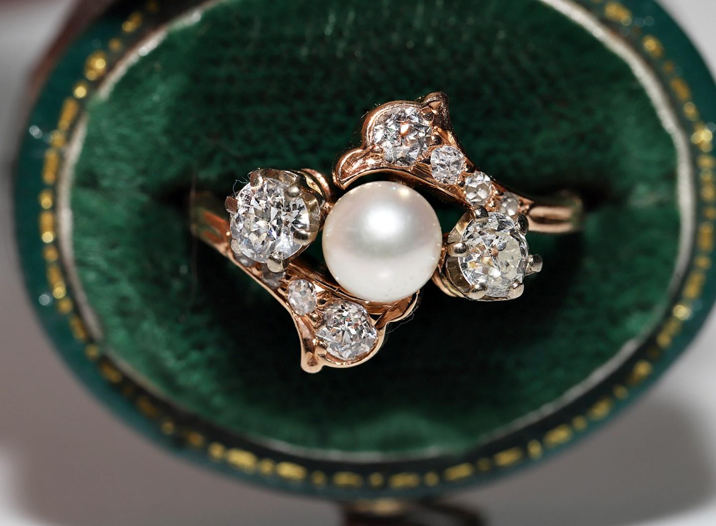 Antiker Ring aus 18 Karat Gold mit natürlichem Diamanten und Perlen, um 1900er Jahre, dekoriert  Damen im Angebot