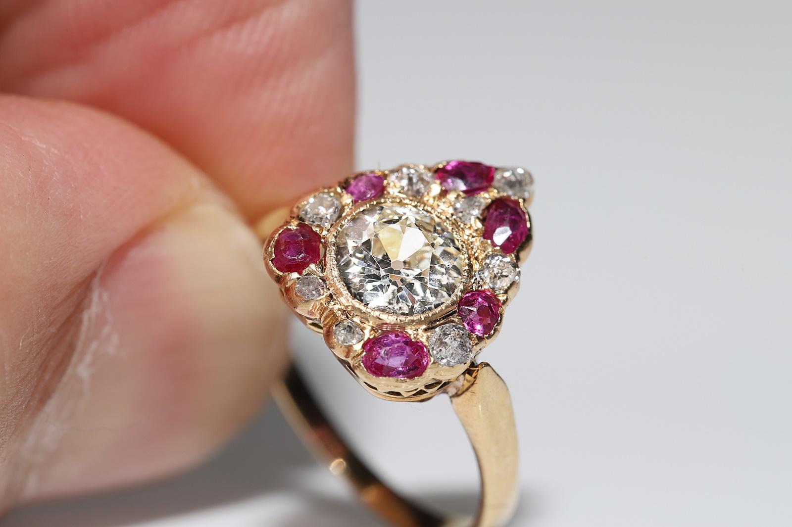 Antique Circa 1900s 18k Gold Natural Diamond And Ruby Decorated Ring For Sale 5