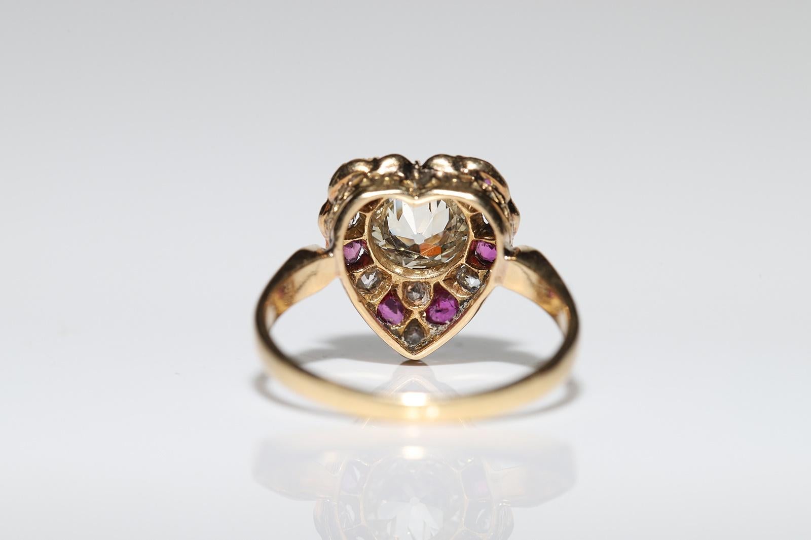 Antiker Ring aus 18 Karat Gold mit natürlichem Diamant und Rubin, um 1900er Jahre, dekoriert im Angebot 3