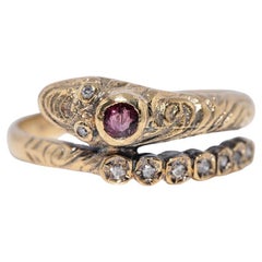 Antike CIRCA 1900s 18k Gold natürlichen Diamanten und Rubin dekoriert Schlange Ring