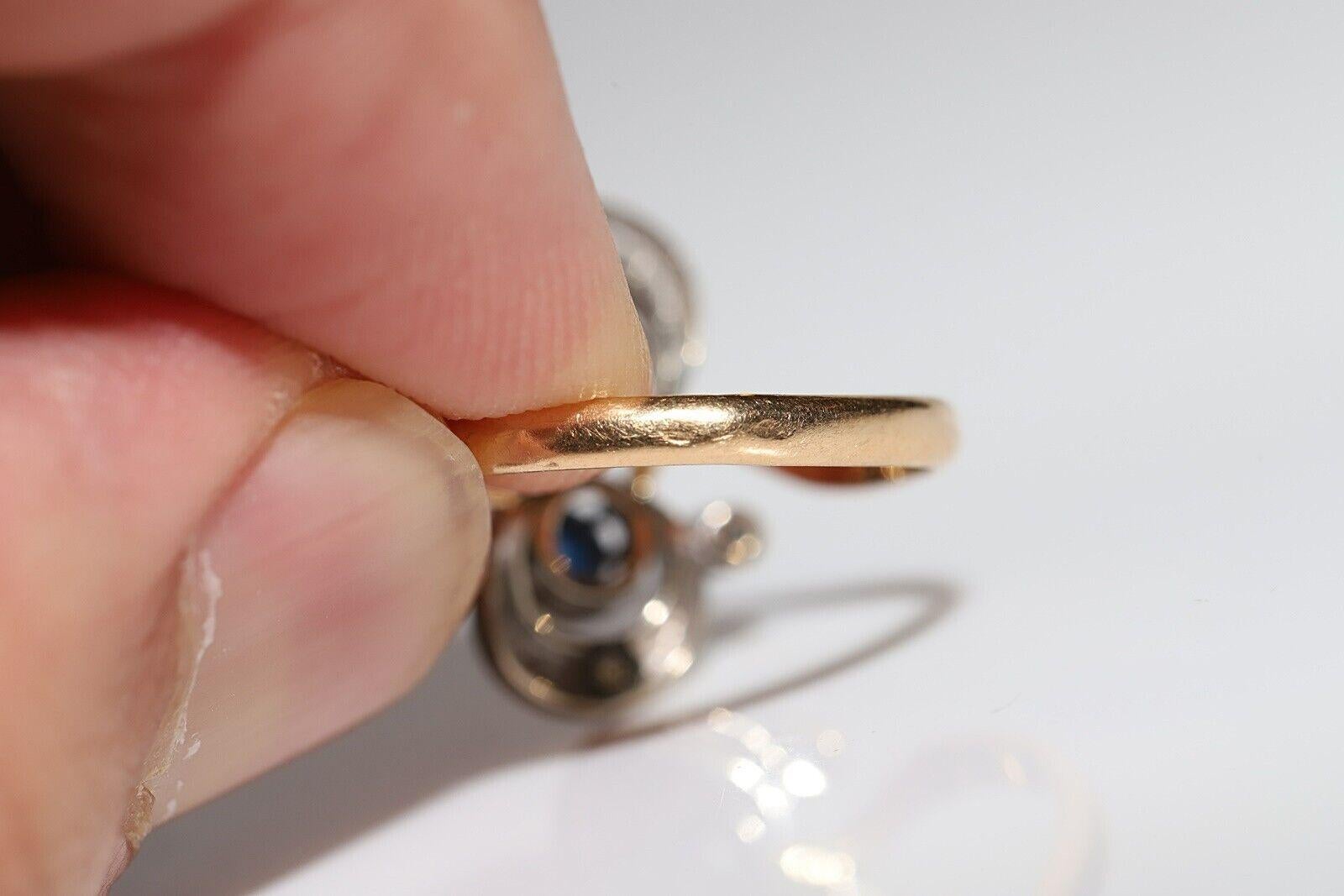 Bague ancienne des années 1900 en or 18 carats décorée de diamants naturels et de saphirs en vente 5