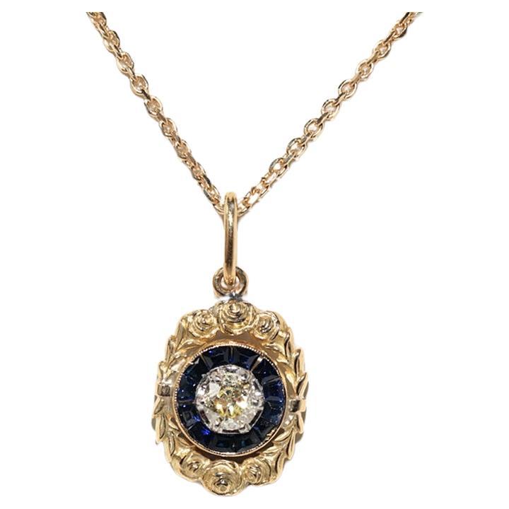 Collana con ciondolo in oro 18 carati con diamanti naturali e zaffiri, antica CIRCA 1900 in vendita