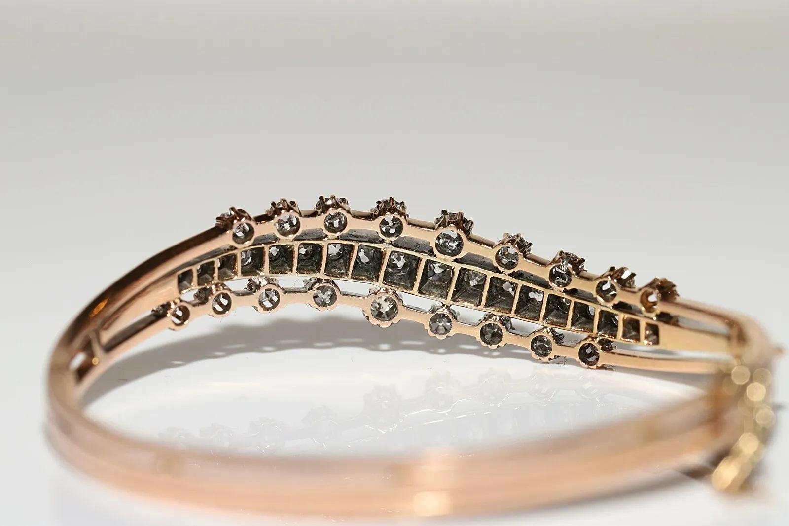 Antique Circa 1900s 18k Gold Natural Diamond Decorated Bangle Bracelet  For Sale 6