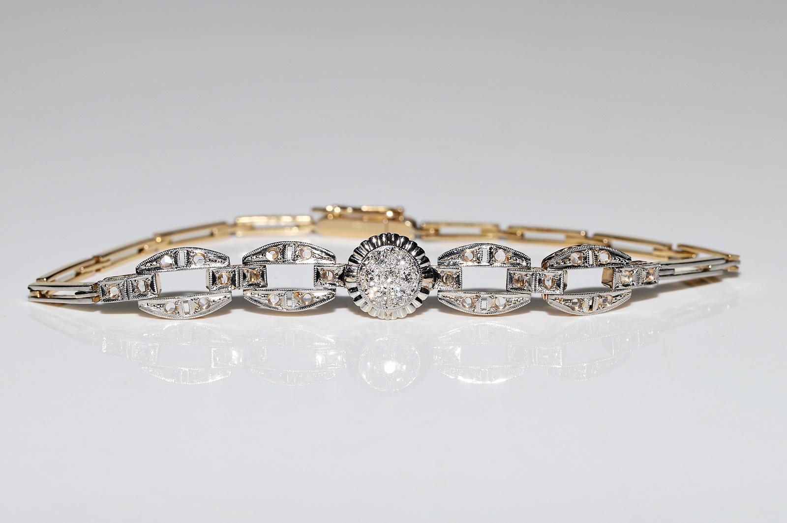 Antique Circa 1900s 18k Gold Natural Diamond Decorated Bracelet For Sale 1
