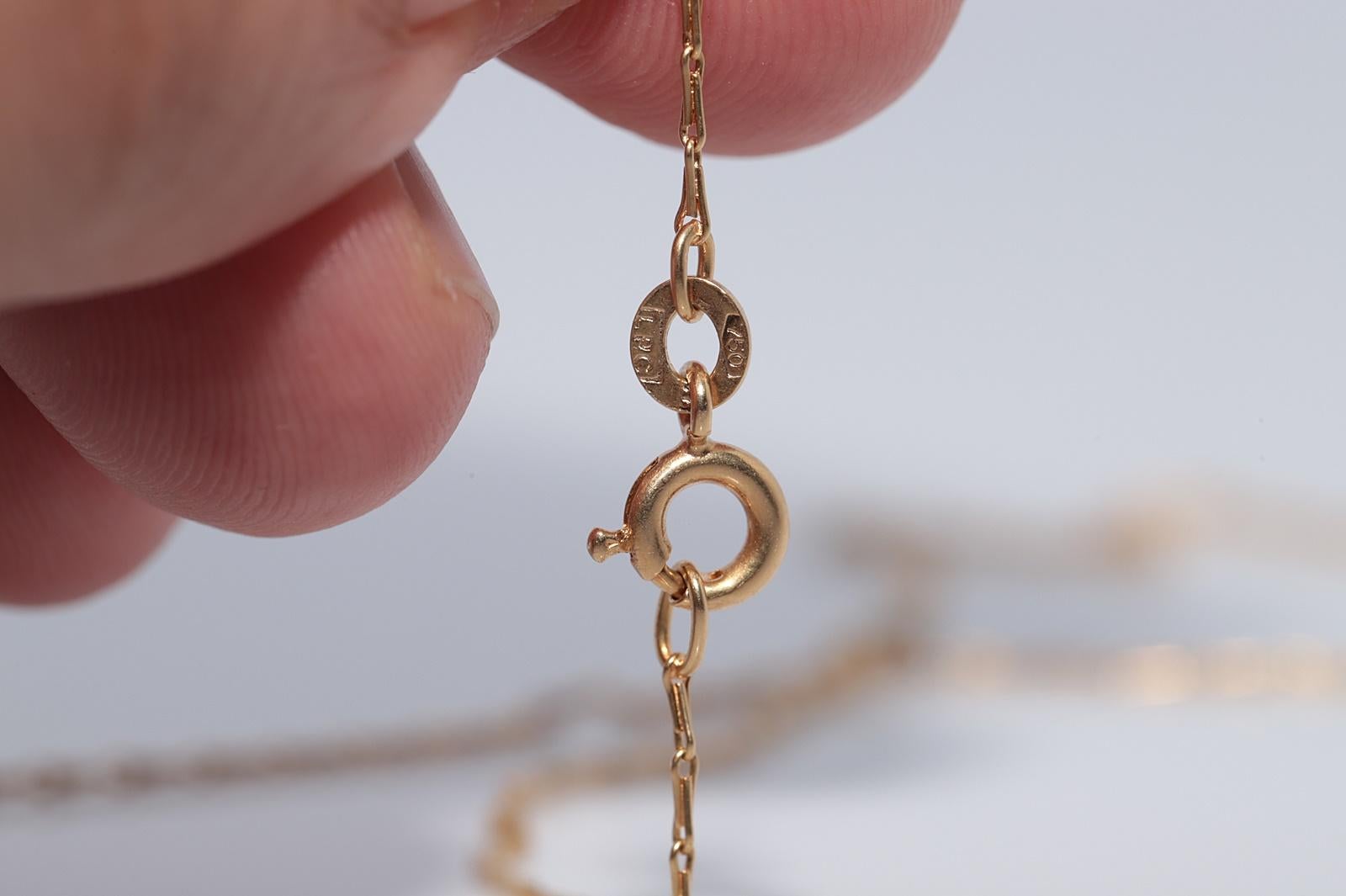 Collana con ciondolo in oro 18k con diamanti naturali e smalto decorato, antica CIRCA 1900 in vendita 8