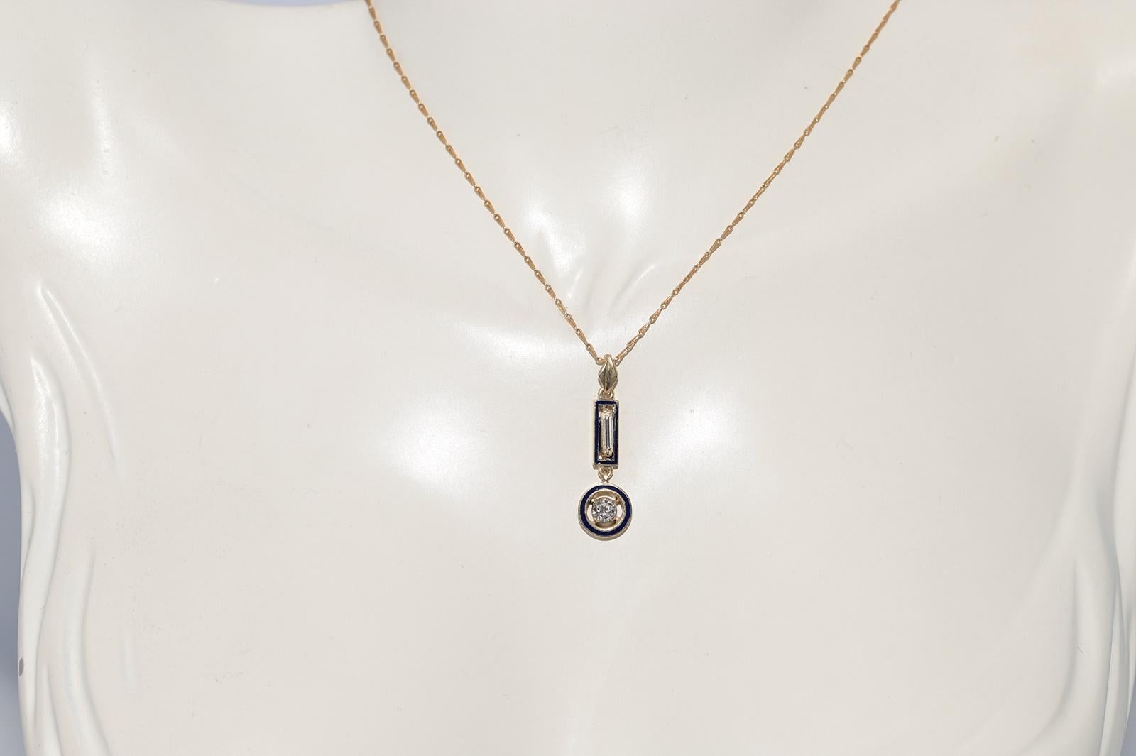 Vittoriano Collana con ciondolo in oro 18k con diamanti naturali e smalto decorato, antica CIRCA 1900 in vendita
