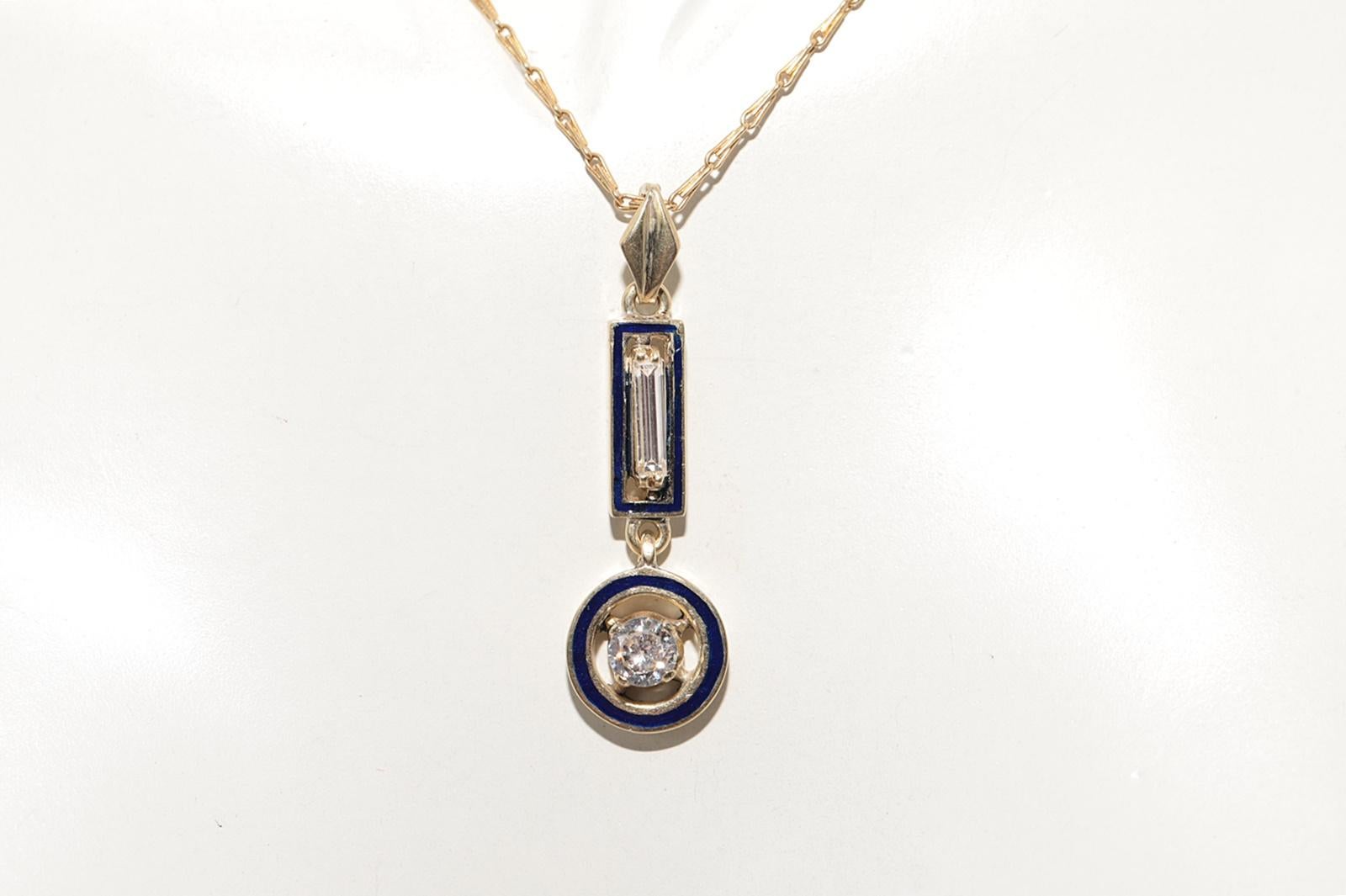 Taglio brillante Collana con ciondolo in oro 18k con diamanti naturali e smalto decorato, antica CIRCA 1900 in vendita