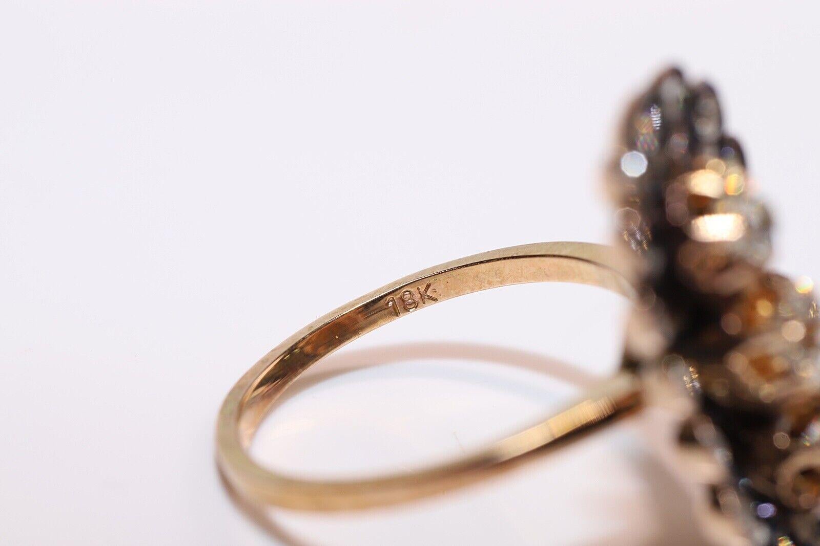 Bague navette ancienne des années 1900 en or 18 carats décorée de diamants naturels en vente 2