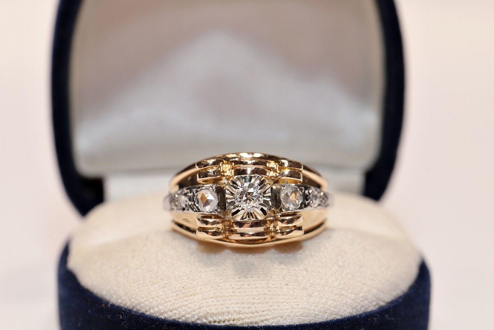 Antique Circa 1900s 18k Gold Natural Diamond Decorated Ring  For Sale 4