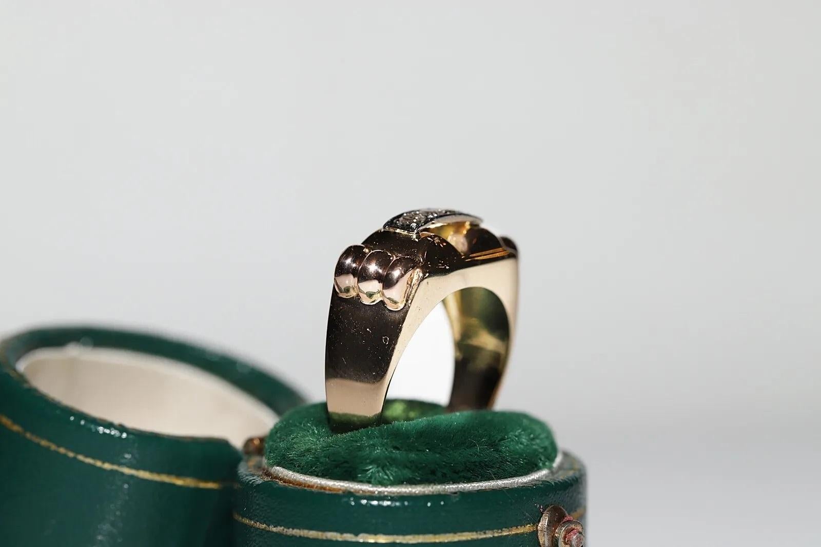 Vittoriano Antico anello decorato con diamanti naturali in oro 18 carati del 1900 CIRCA in vendita