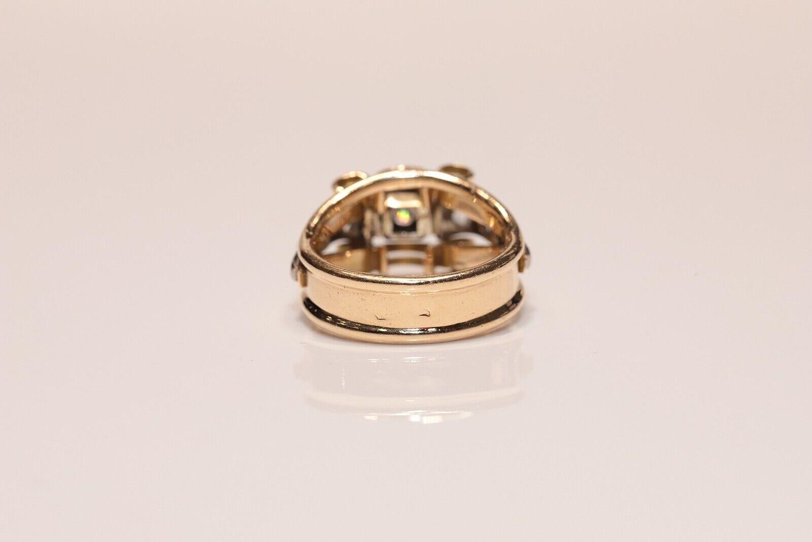 Antique Circa 1900s 18k Gold Natural Diamond Decorated Ring  In Good Condition For Sale In Fatih/İstanbul, 34