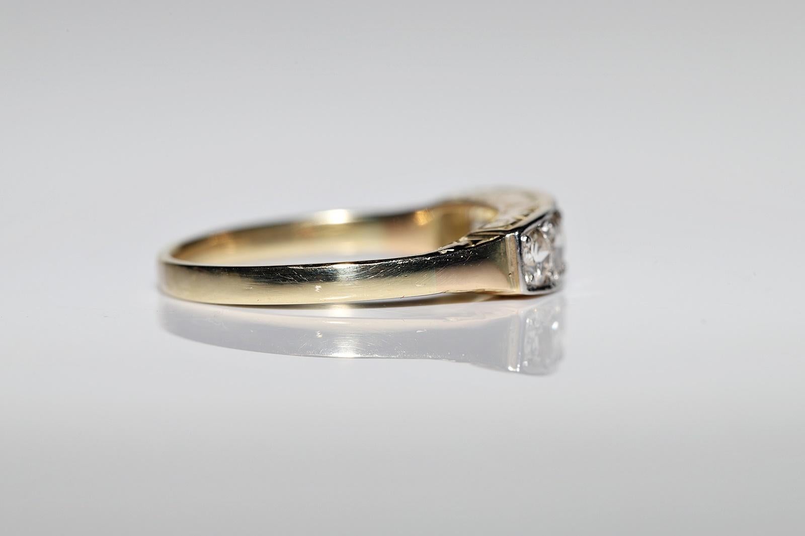 Antiker 18 Karat Gold natürlicher Diamant-Dekorierter Ring, um 1900er Jahre im Angebot 2