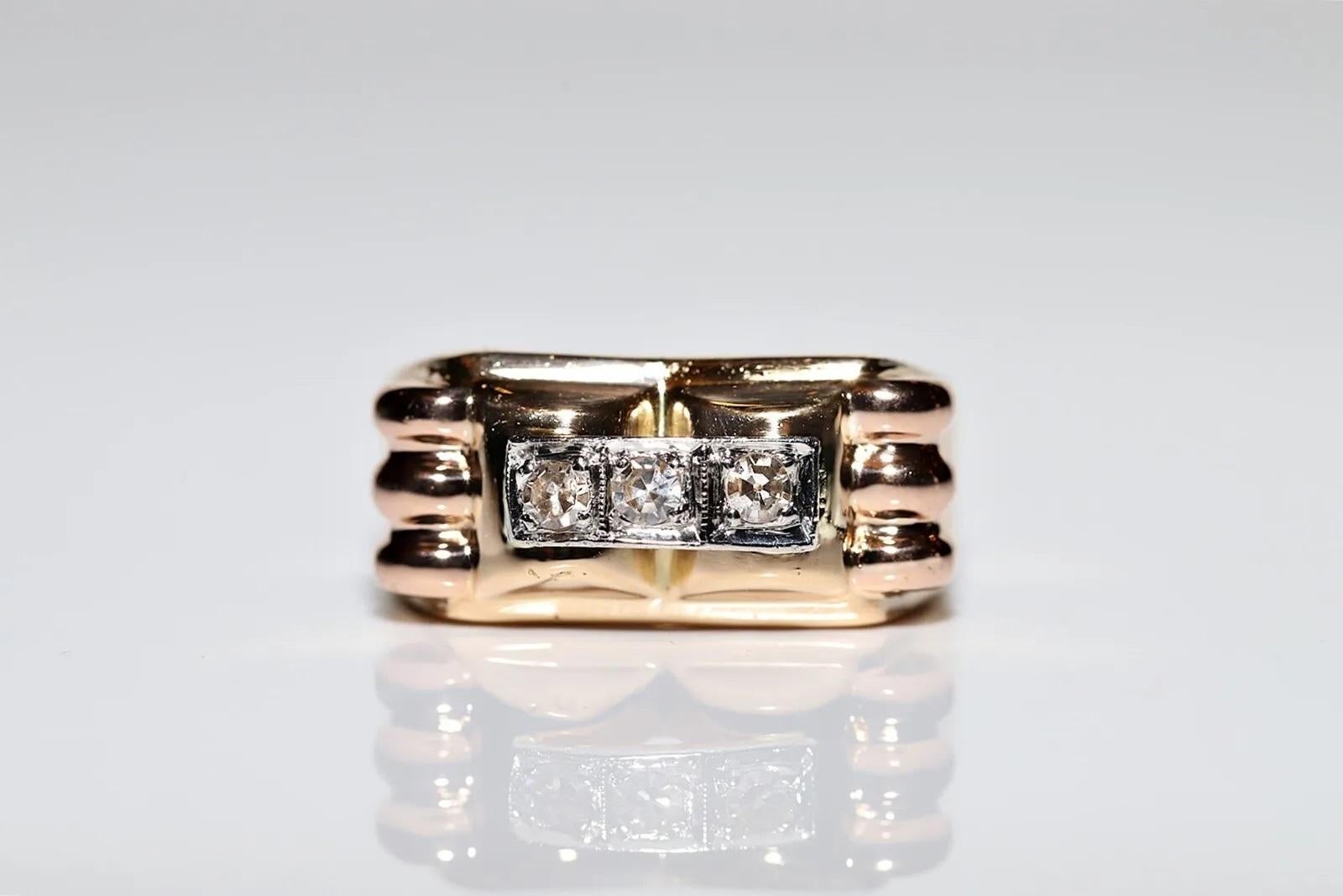 Antico anello decorato con diamanti naturali in oro 18 carati del 1900 CIRCA in vendita 2