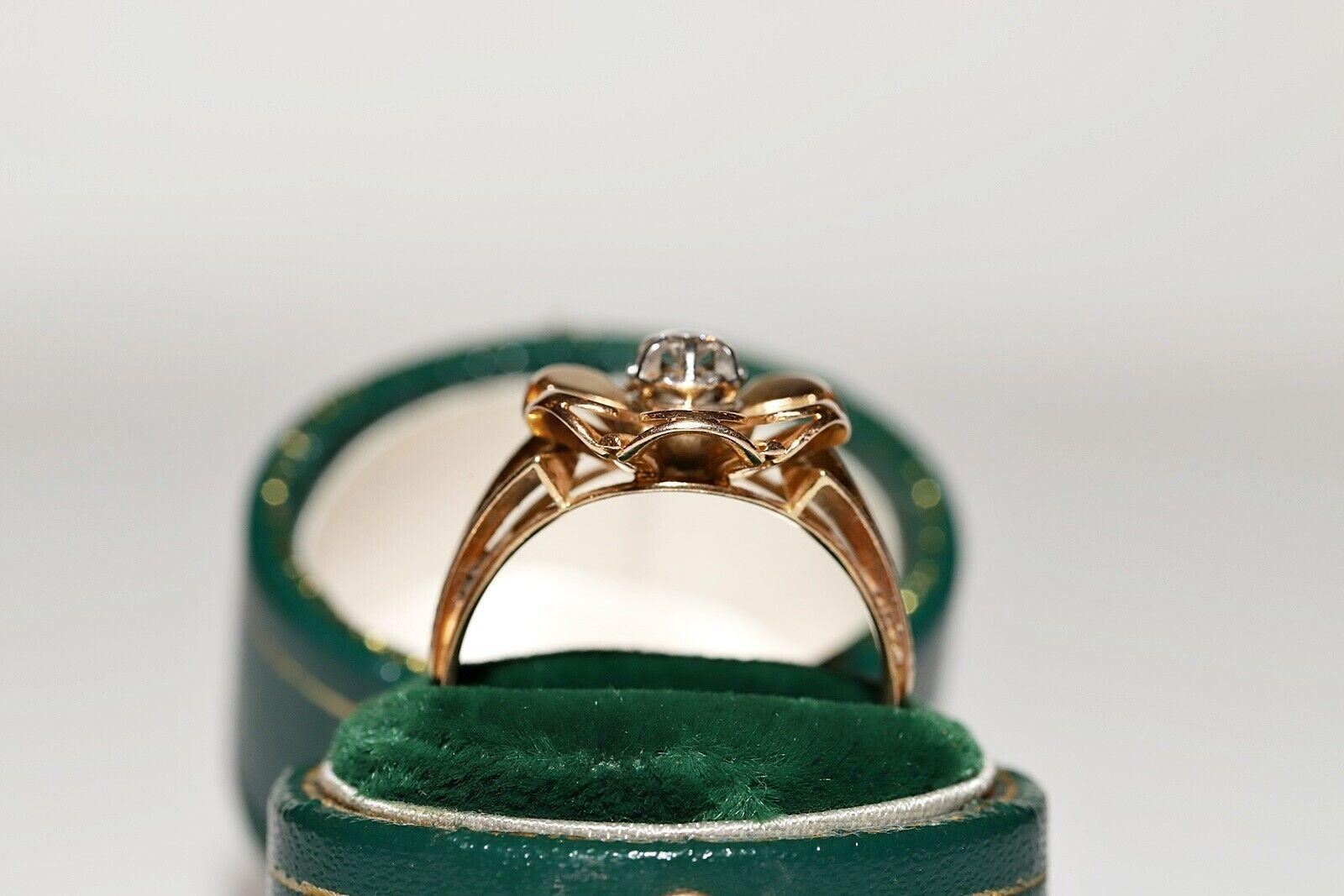 Antiguo anillo de compromiso solitario decorado con diamantes naturales en oro de 18 quilates de la década de 1900 en venta 7
