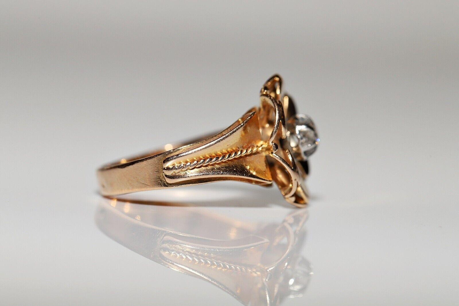 Antiguo anillo de compromiso solitario decorado con diamantes naturales en oro de 18 quilates de la década de 1900 Victoriano en venta