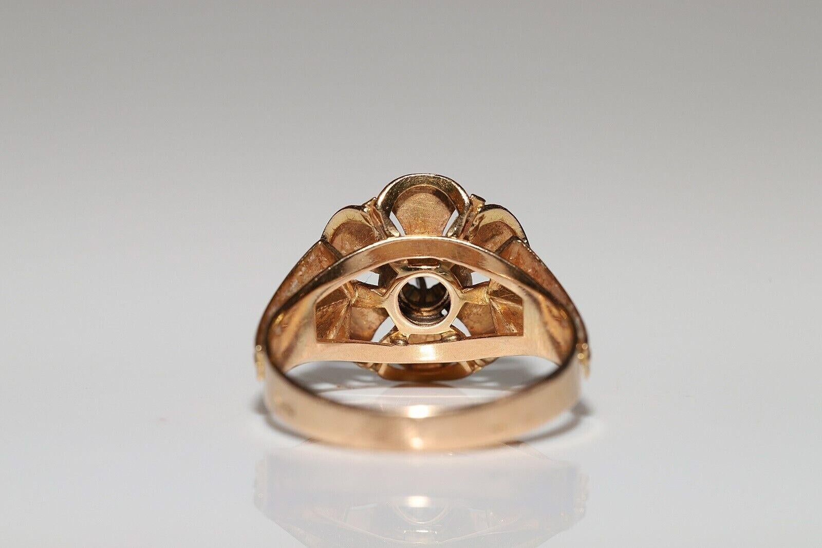Taille brillant Bague de fiançailles solitaire ancienne des années 1900 en or 18 carats décorée de diamants naturels en vente
