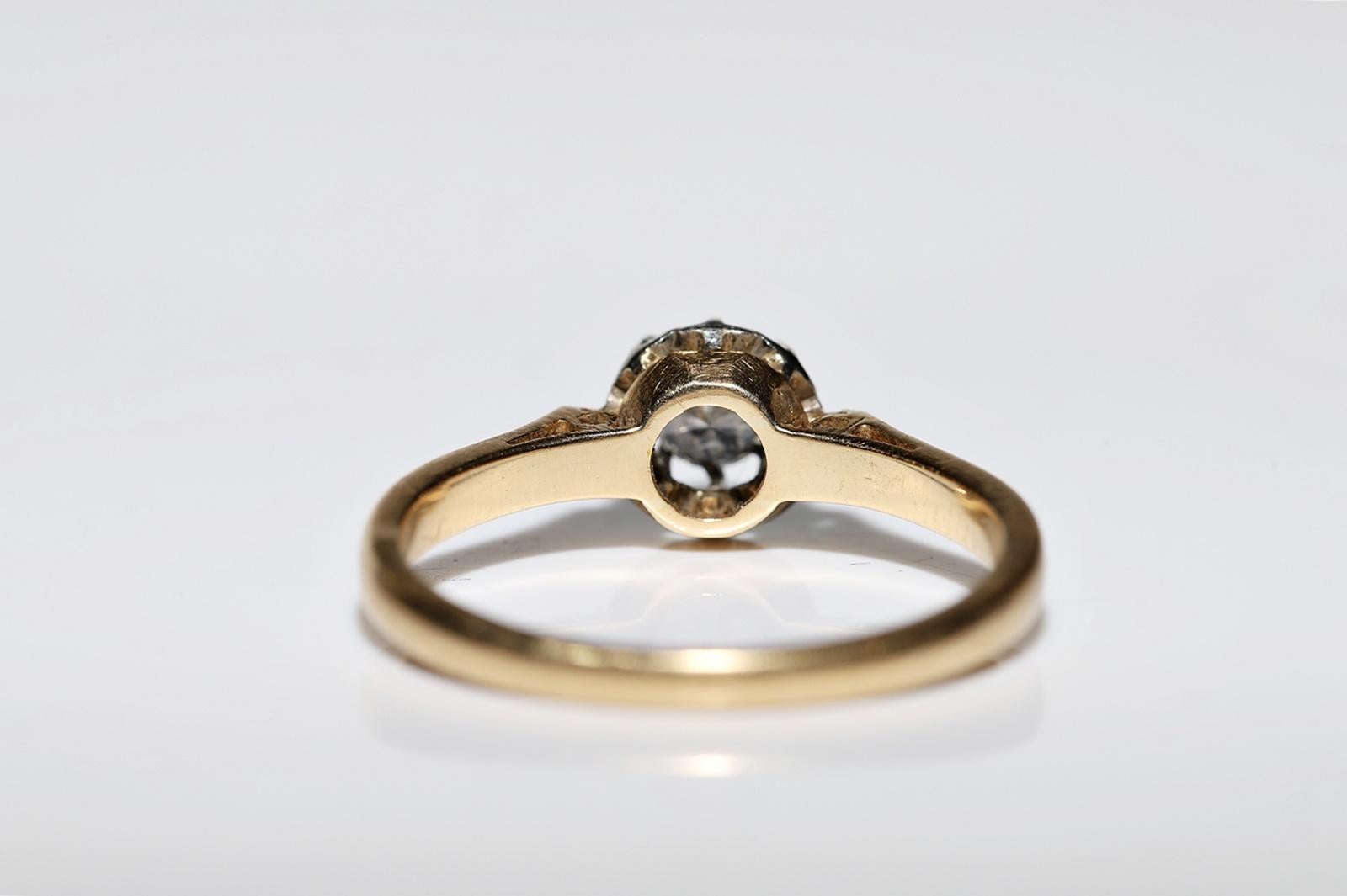 Antique Circa 1900s 18k Gold Natural Diamond Decorated Solitaire Ring  For Sale 6