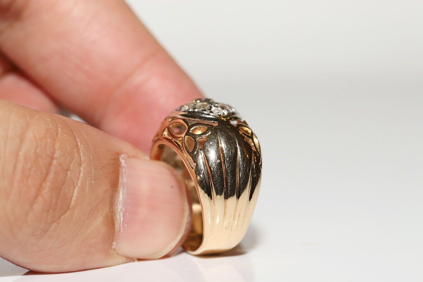 Women's Antique Circa 1900s 18k Gold Natural Diamond Decorated Strong Ring For Sale