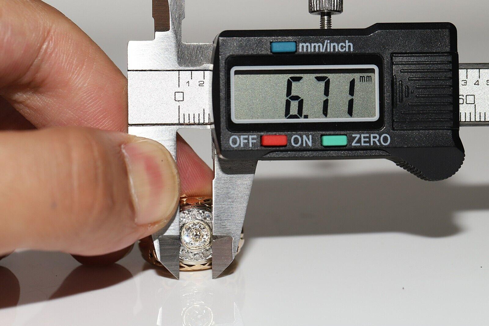 Ancienne bague solide en or 18 carats décorée de diamants naturels, datant des années 1900 en vente 2