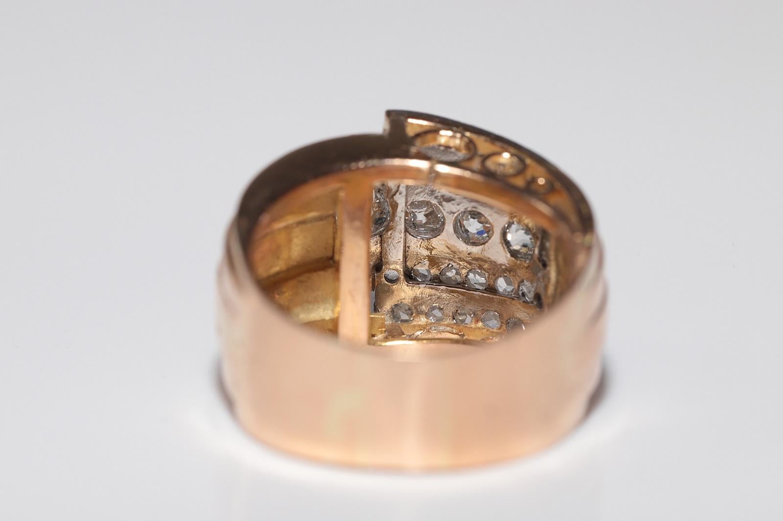 Ancienne bague Tank des années 1900 en or 18 carats décorée de diamants naturels en vente 3