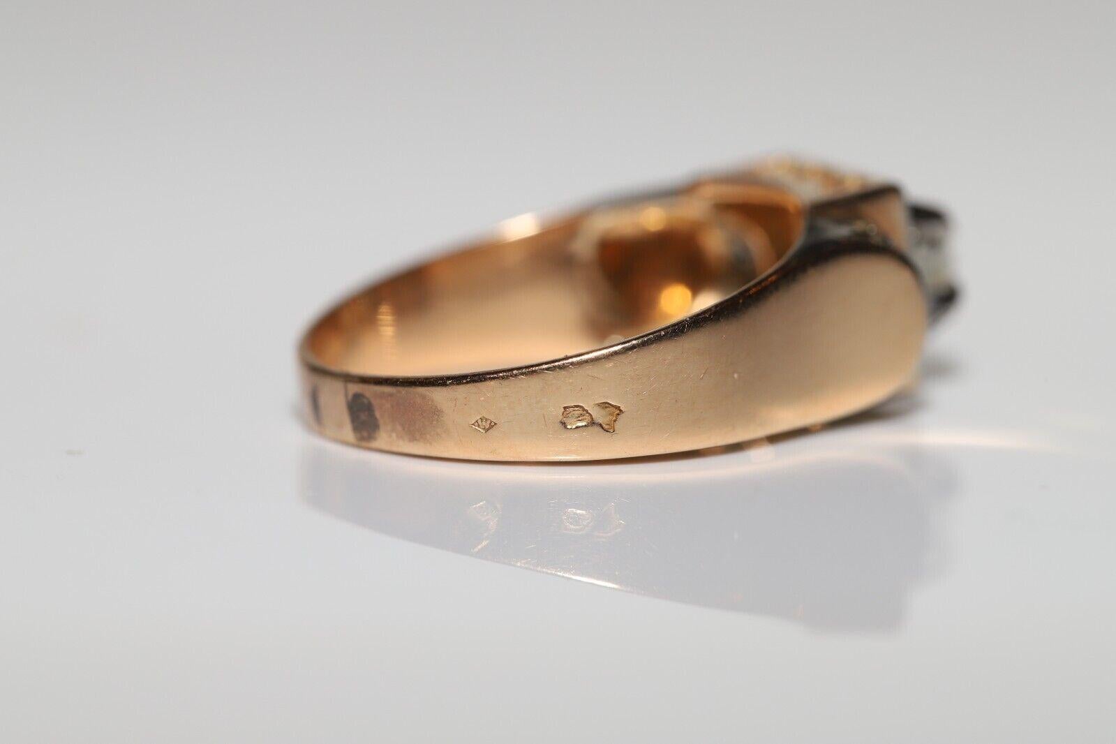 Antico anello con serbatoio decorato con diamanti naturali in oro 18 carati del 1900 CIRCA in vendita 4