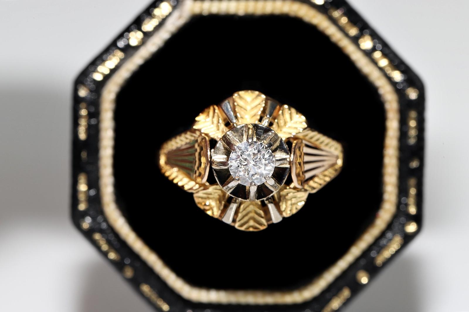 Antique Circa 1900s 18k Gold Natural Diamond Solitaire Engagement Ring For Sale 11